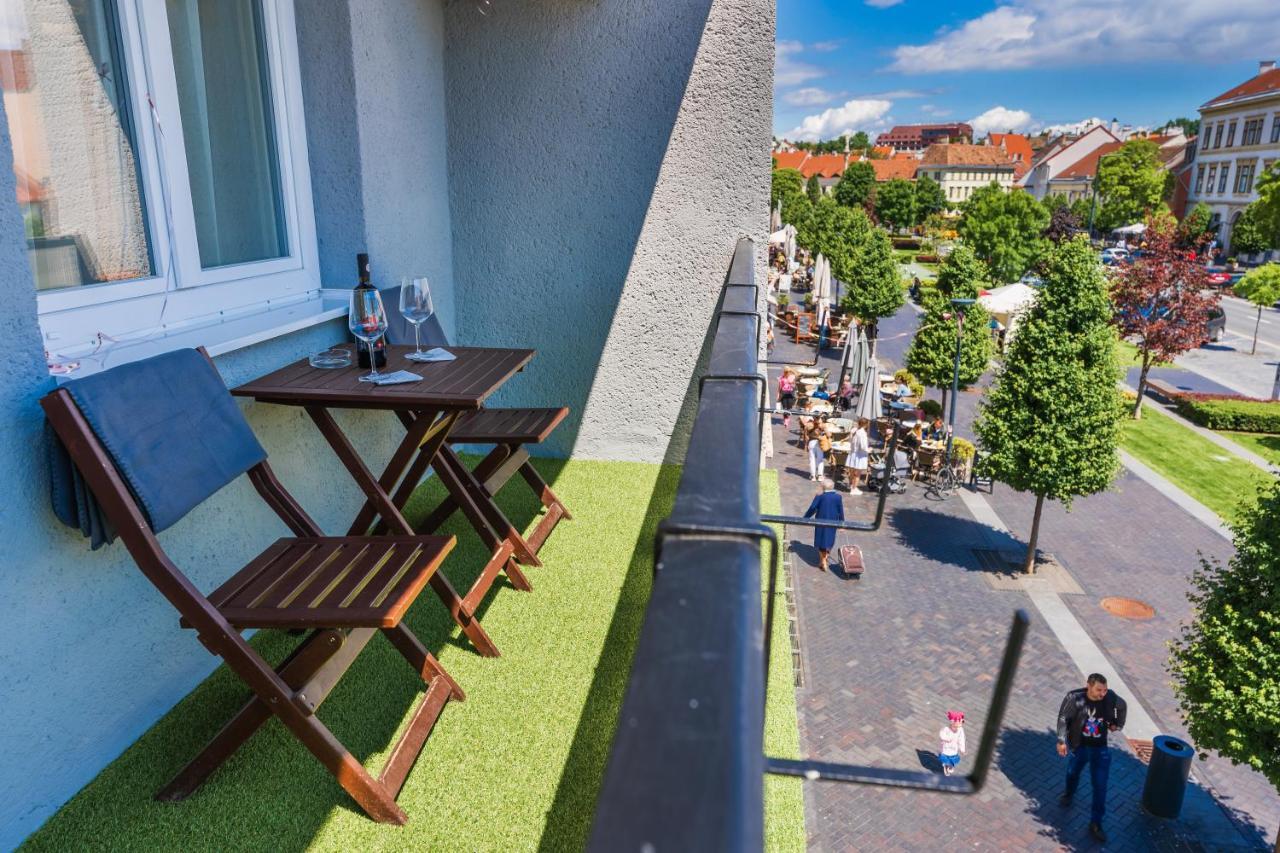 Central Residence Sopron Exterior photo